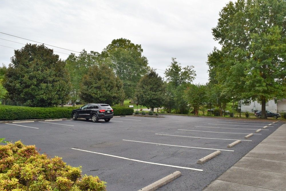 Farragut Office Building : 109-113 Peterson Road, Farragut, TN 37934